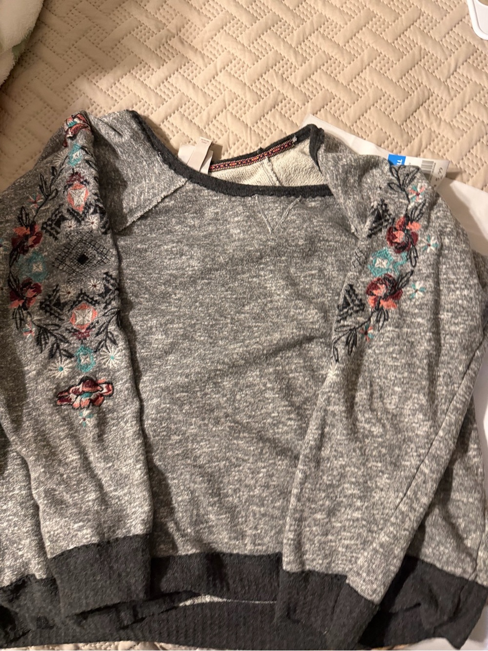 Knox Rose Shirt XL Gray Multi Floral Embroidered Sweatshirt